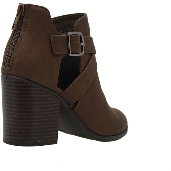 NIB Dark Brown CrissCross Buckled Chunky Heel Boot - Picture 6 of 6